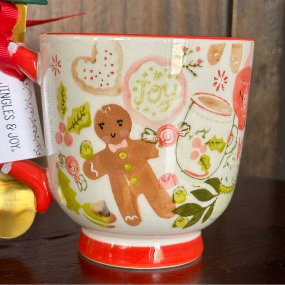 Gingerbread Man Mug with Christmas Tree Stirrer - Potter’s Studio Jingles & Joy - Picture 12 of 15